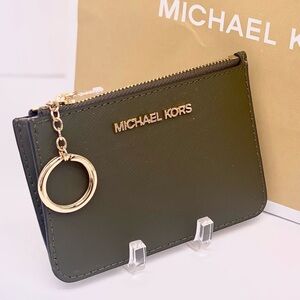 Michael Kors Top Zip Coinpouch Small Wallet 
W/ID